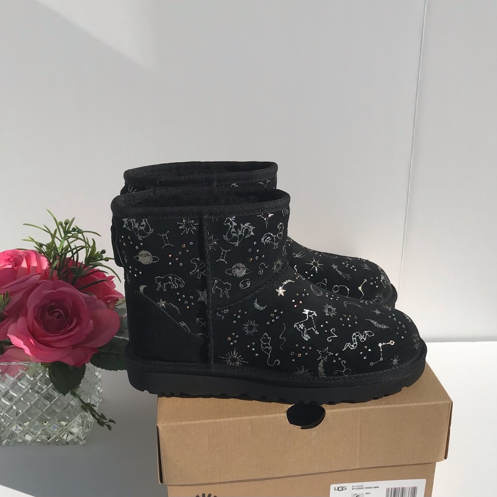 UGG Classic Zodiac Mini - Picture 2 of 8